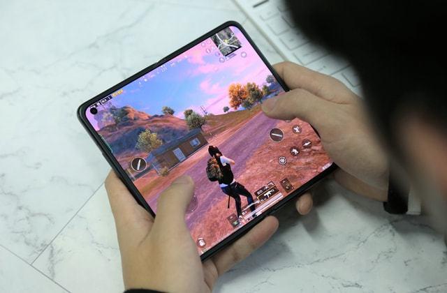 和平精英《战斗机》root版自瞄版外挂